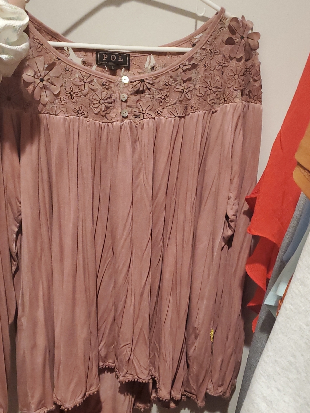 POL Dusty Rose Floral Appliqué Peasant Top